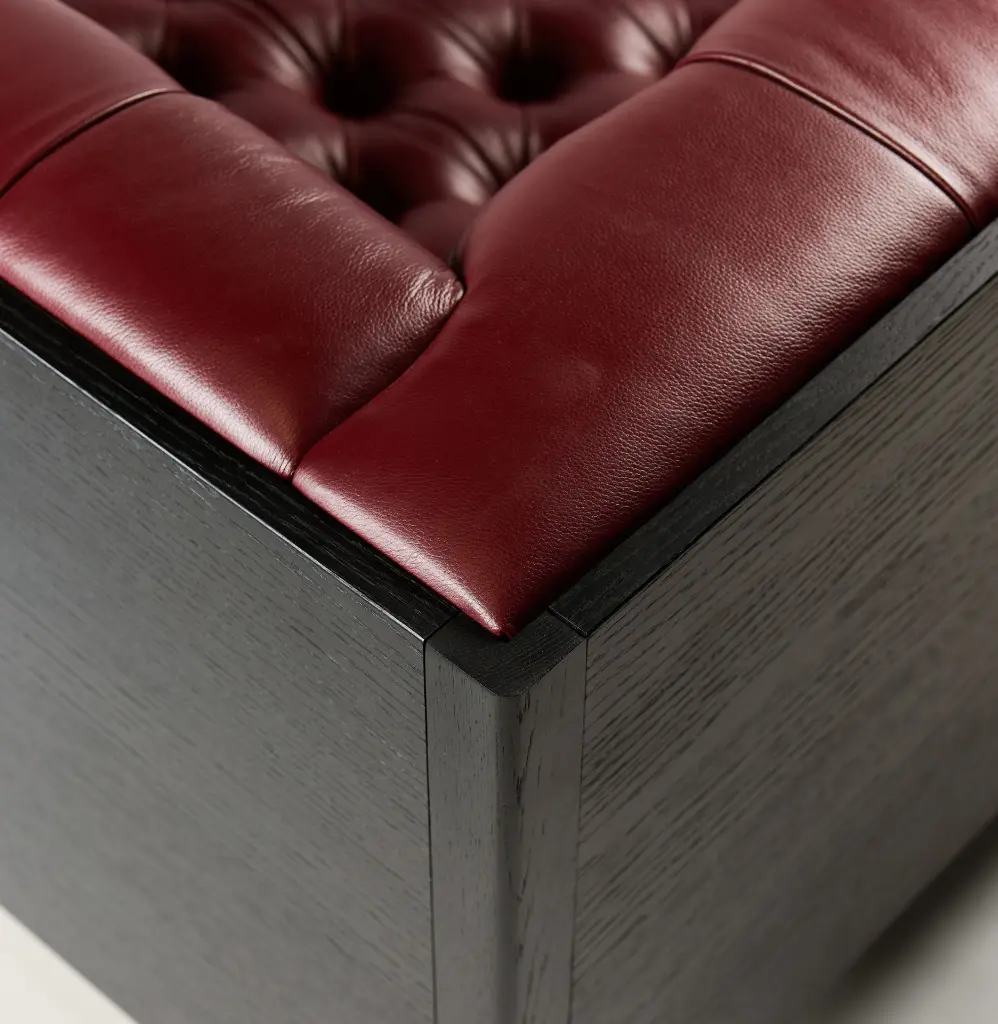 67eaa6ad99f1266157f4cc63_Vanguhn-Sofa-(5).webp