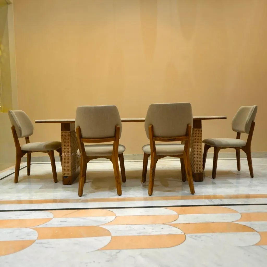 Dining lifestyle .webp