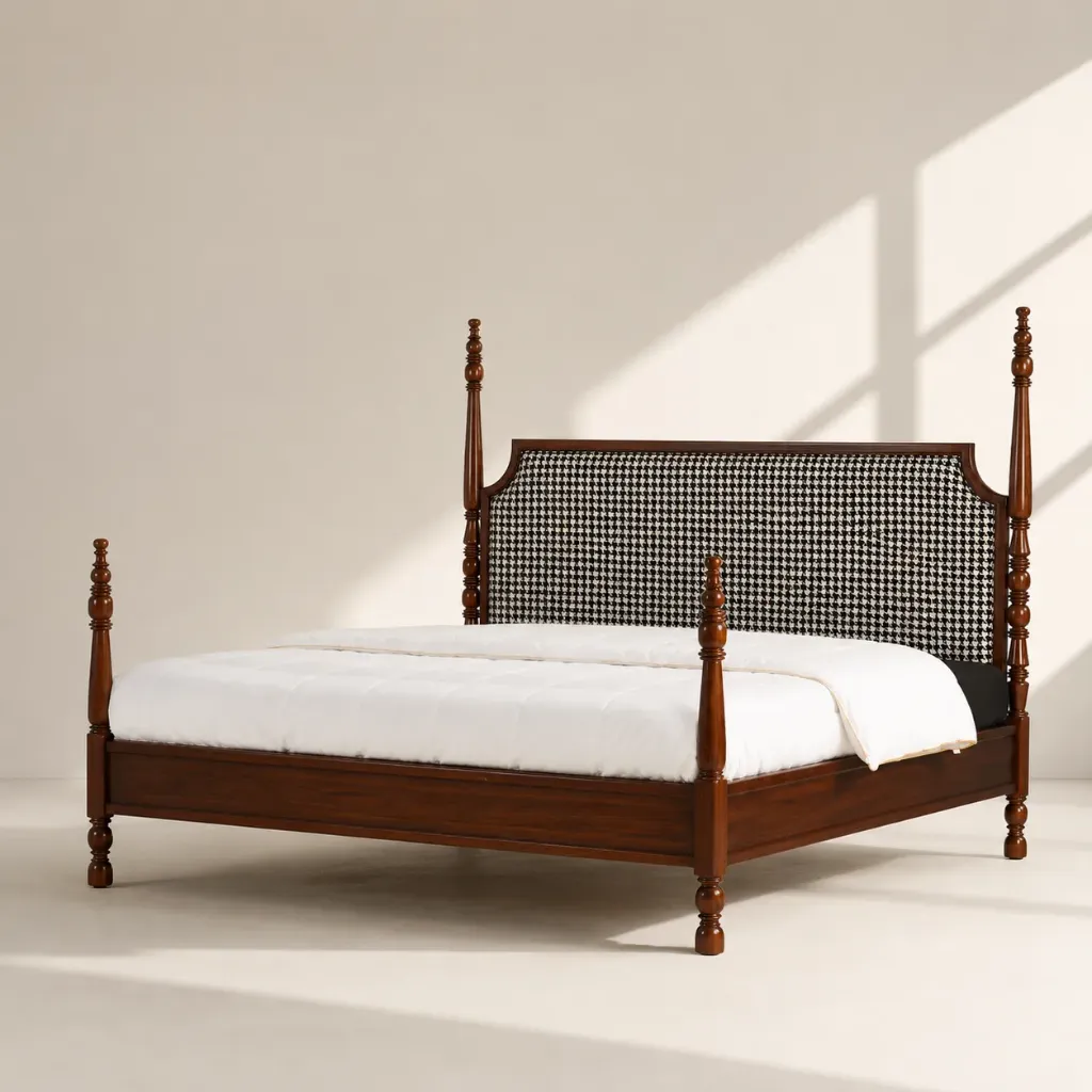 Ashke Teak Bed