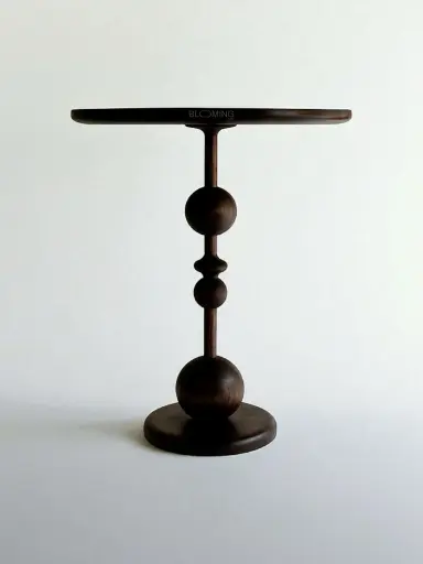 PLUTO SIDE TABLE
